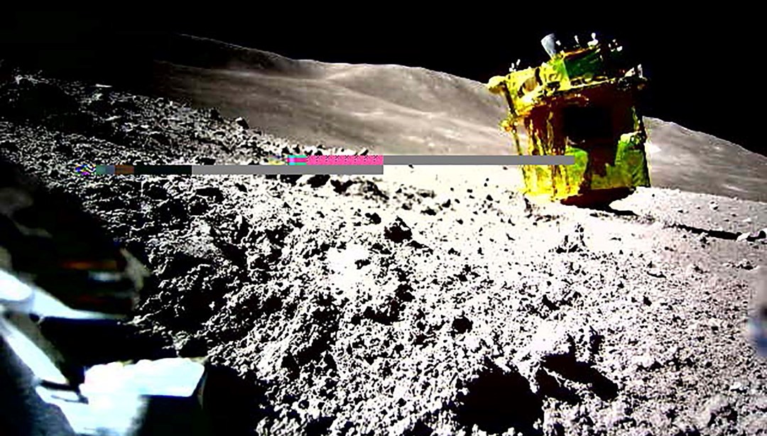 Japonya’nın Ay’a iniş yapan uzay aracı SLIM’den yeni görüntü paylaşıldı