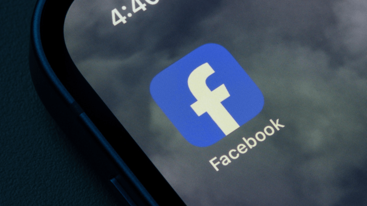 Facebook, TikTok benzeri video oynatıcısını kullanıma sunmaya hazırlanıyor